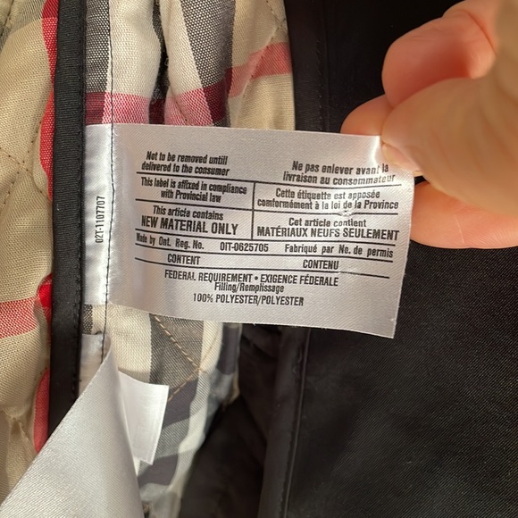 AUTHENTIC BURBERRY Quilted Trench Coat - Picture 6 of 11